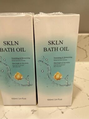 Nourishing Bath Oil - Aqua White